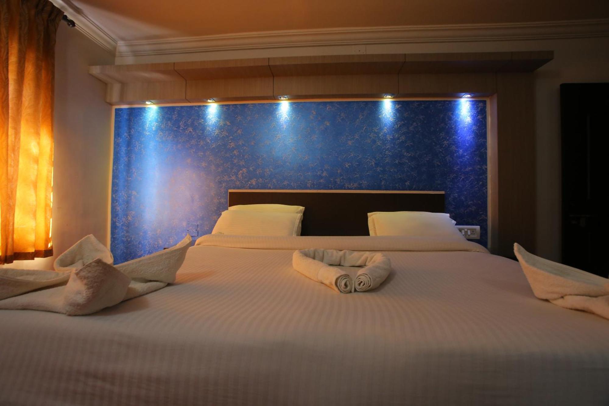 Hotel City Palace Ooty Buitenkant foto